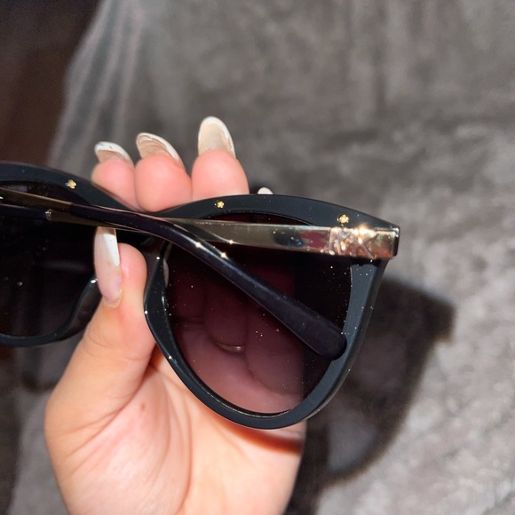 FINAL SALE 🔥Michael kors sunglasses - Picture 14 of 16